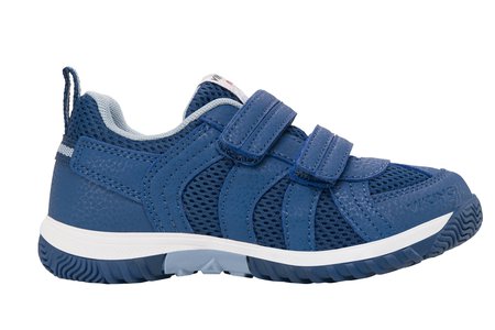 Athletic shoes Cascade Low