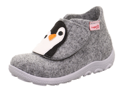 Woolen slippers