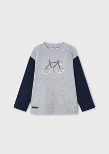 Long sleeved t-shirt