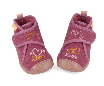 Woolen slippers