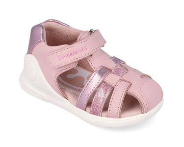 Meiteņu sandales